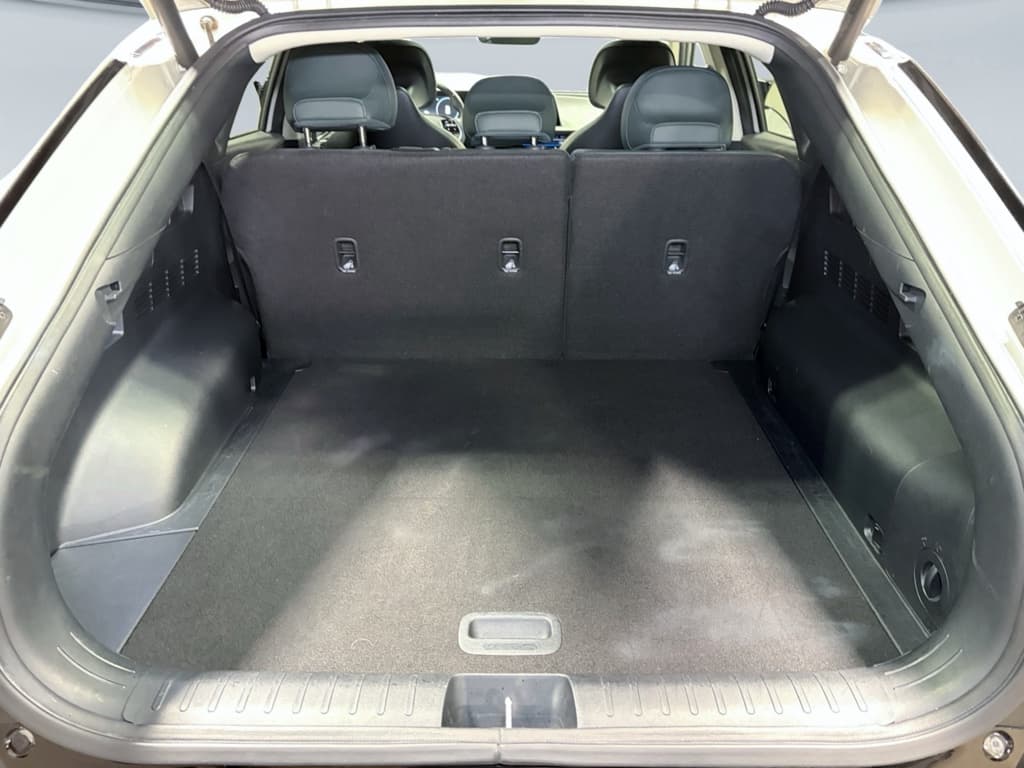 2022 Kia EV6 view 29