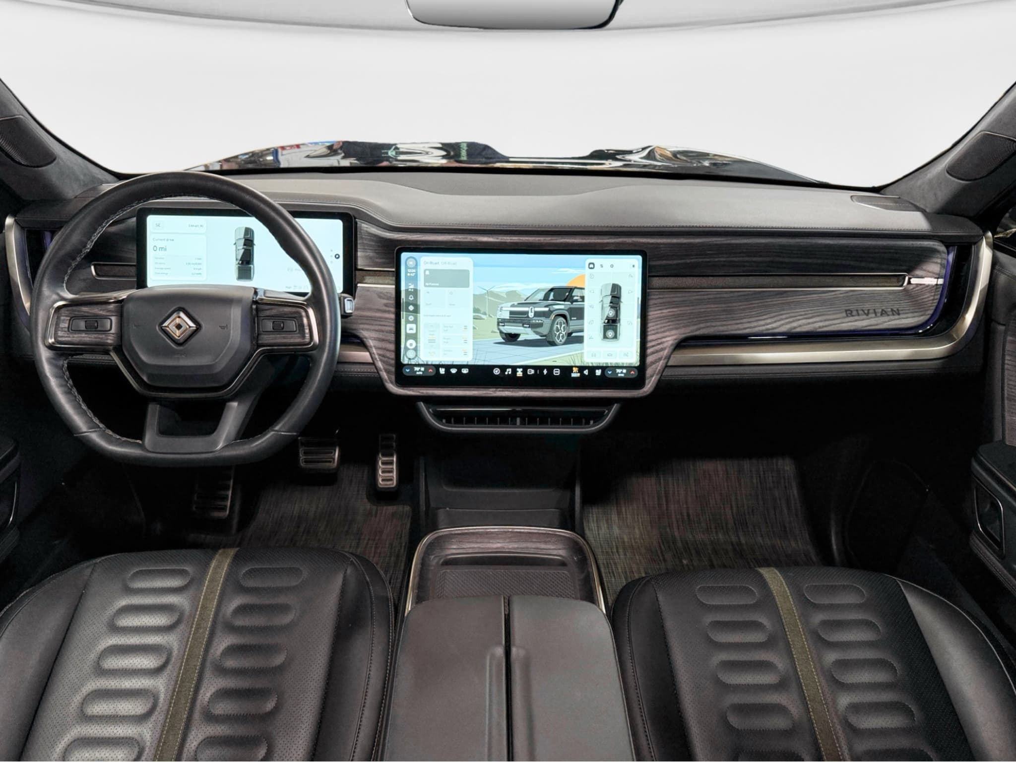 2023 Rivian R1T view 17