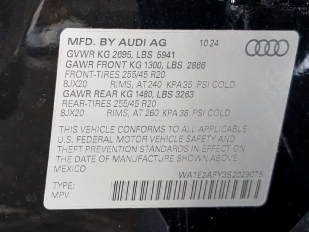 2025 Audi Q5 e view 25