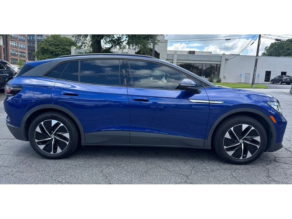 2021 Volkswagen ID.4 view 4