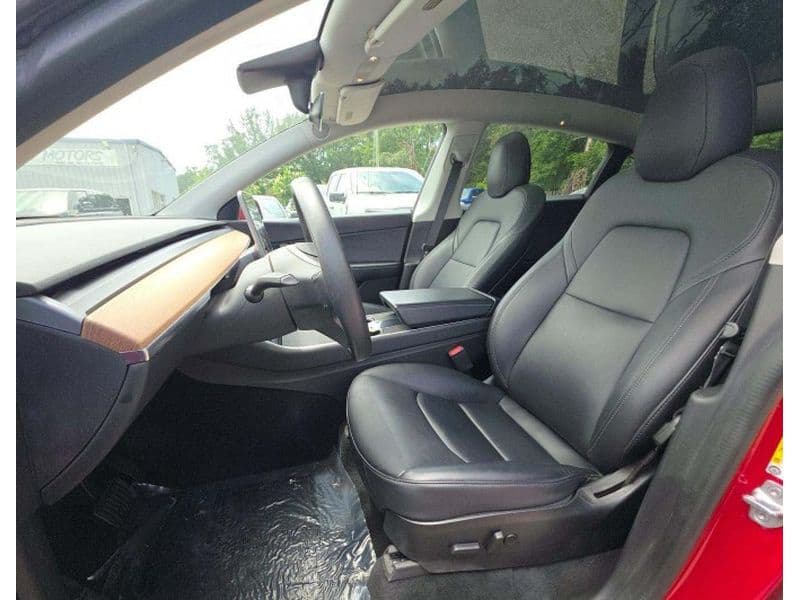 2020 Tesla Model Y view 4