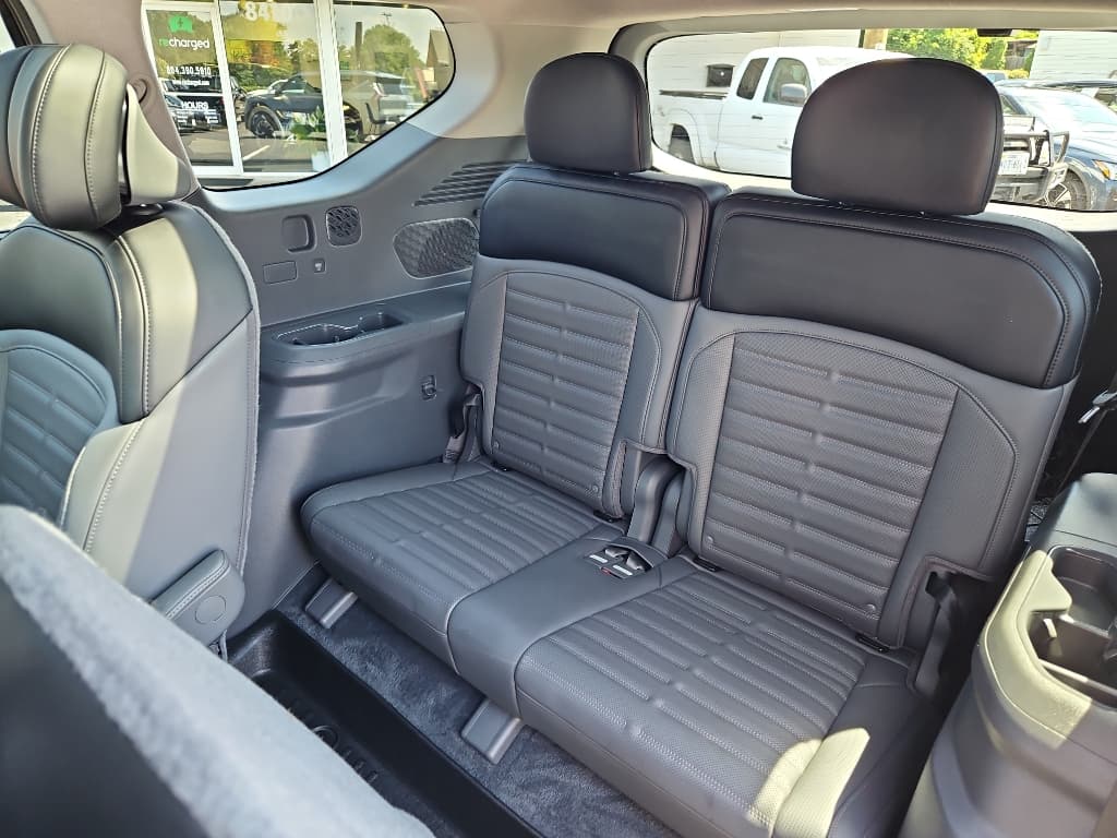 2024 Kia EV9 view 23