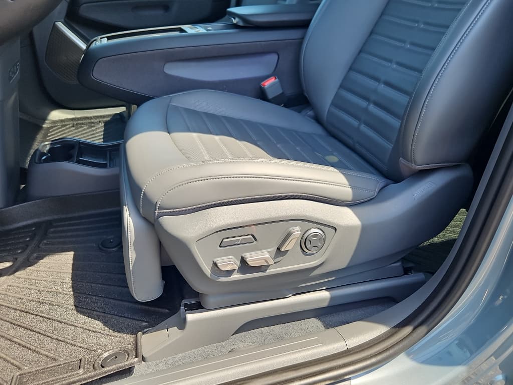 2024 Kia EV9 view 7