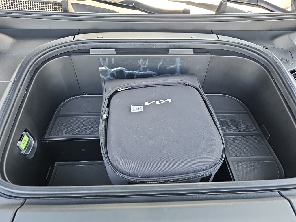 2024 Kia EV9 view 6