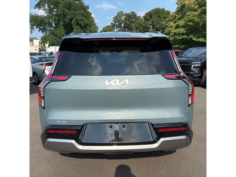 2024 Kia EV9 view 4