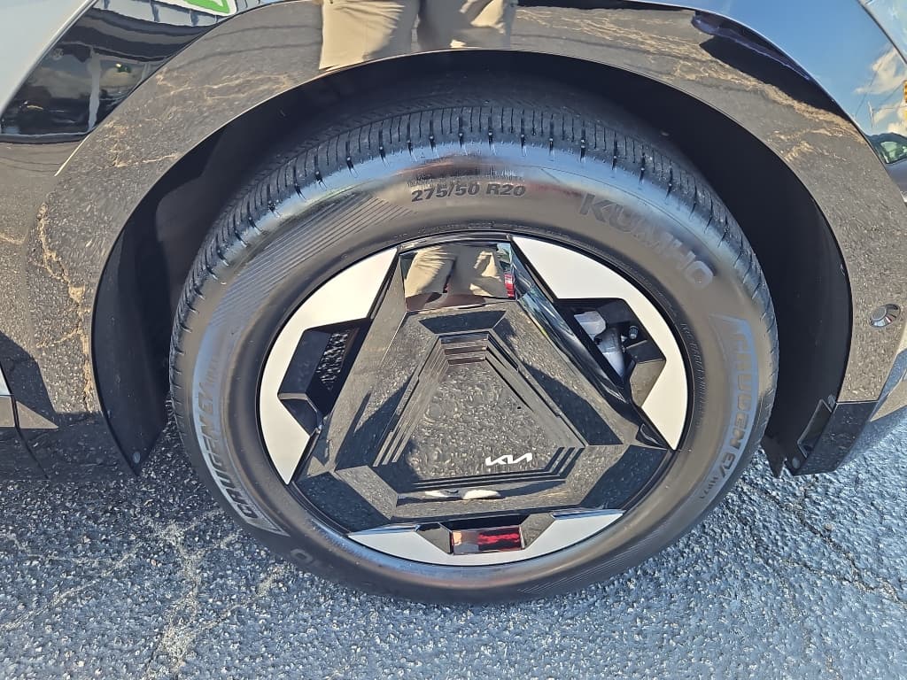 2024 Kia EV9 view 36