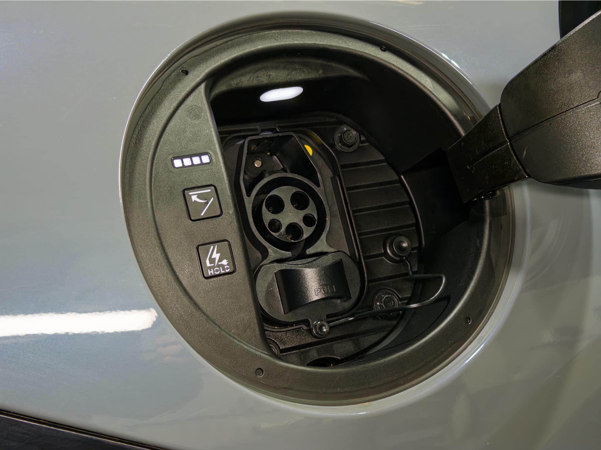 2023 Hyundai IONIQ 6 view 5