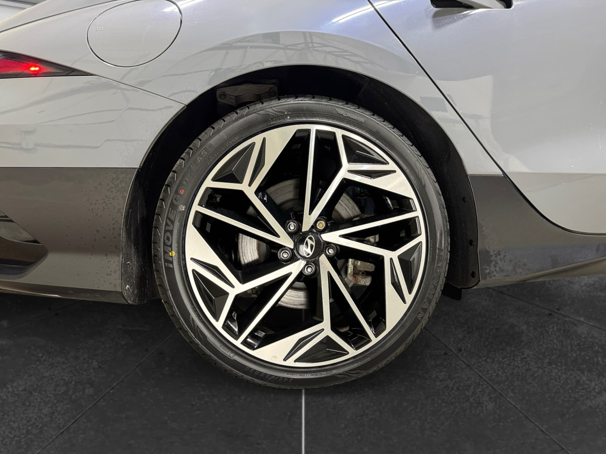 2023 Hyundai IONIQ 6 view 35