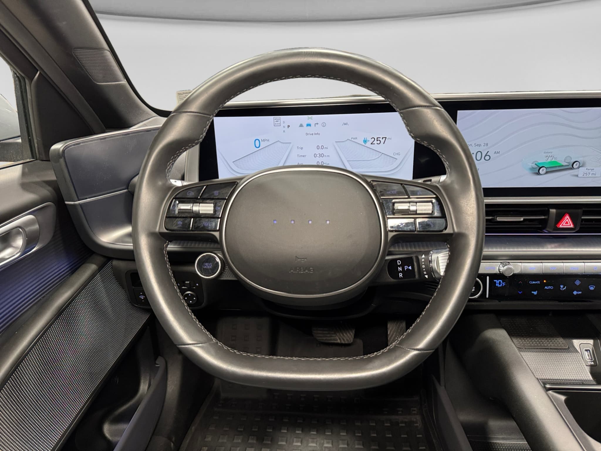 2023 Hyundai IONIQ 6 view 8