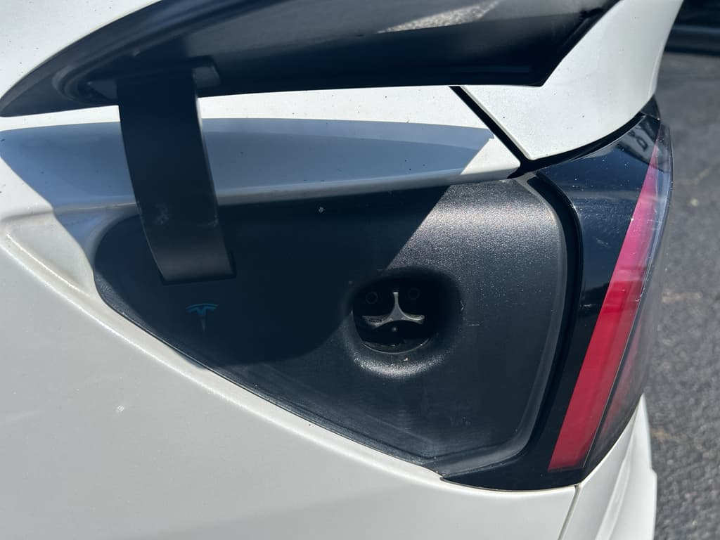 2020 Tesla Model Y view 5