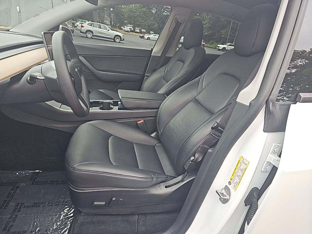 2020 Tesla Model Y view 6