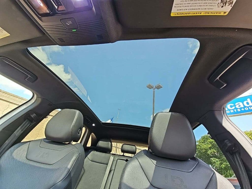 2021 Volkswagen ID.4 view 6