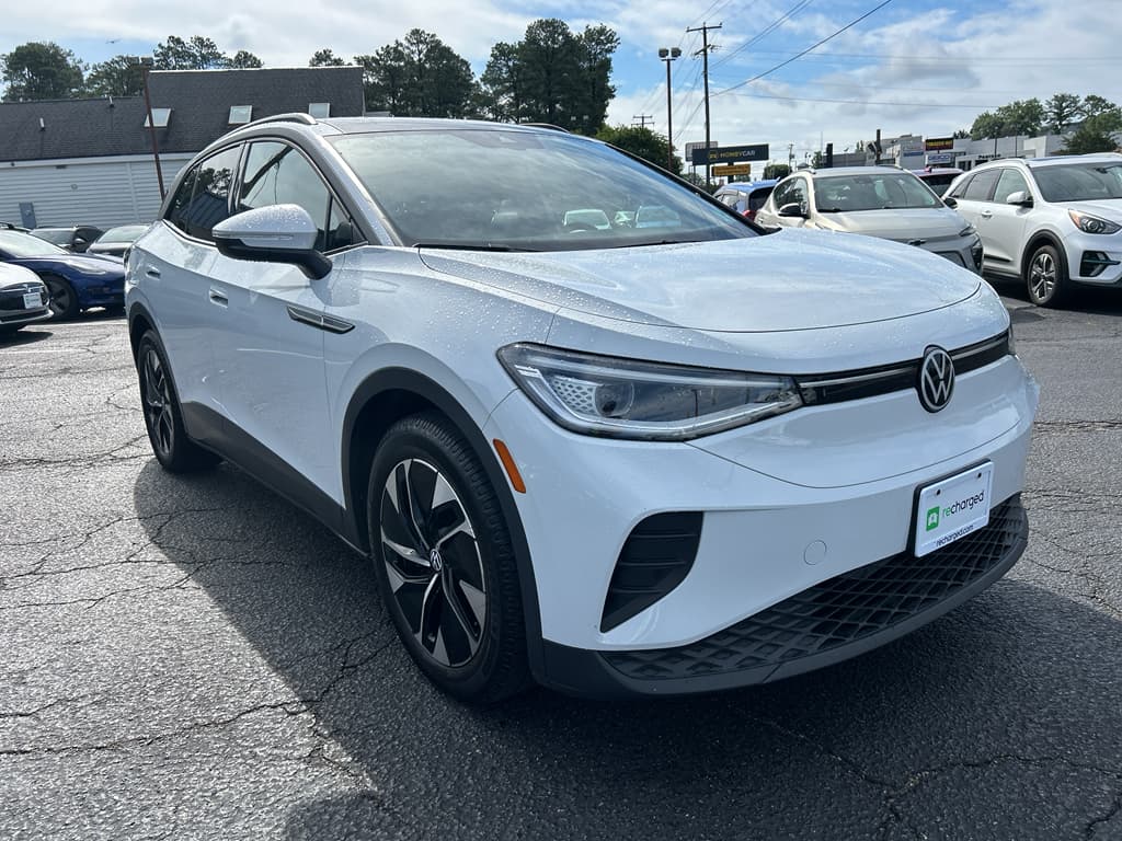 2021 Volkswagen ID.4 view 4