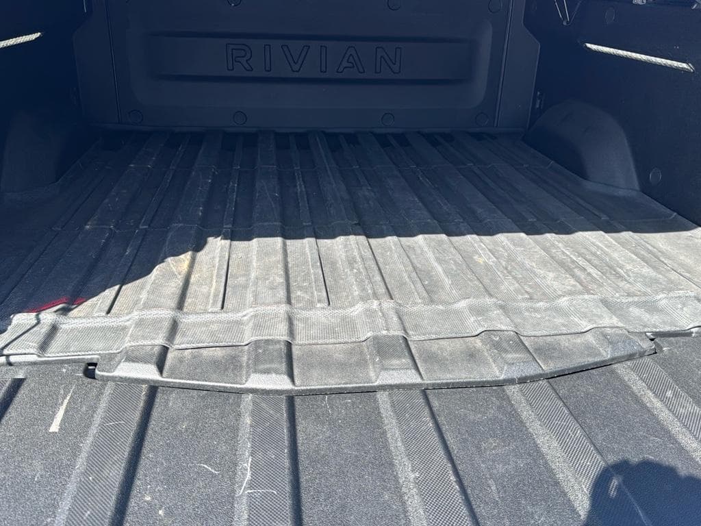 2024 Rivian R1T view 22