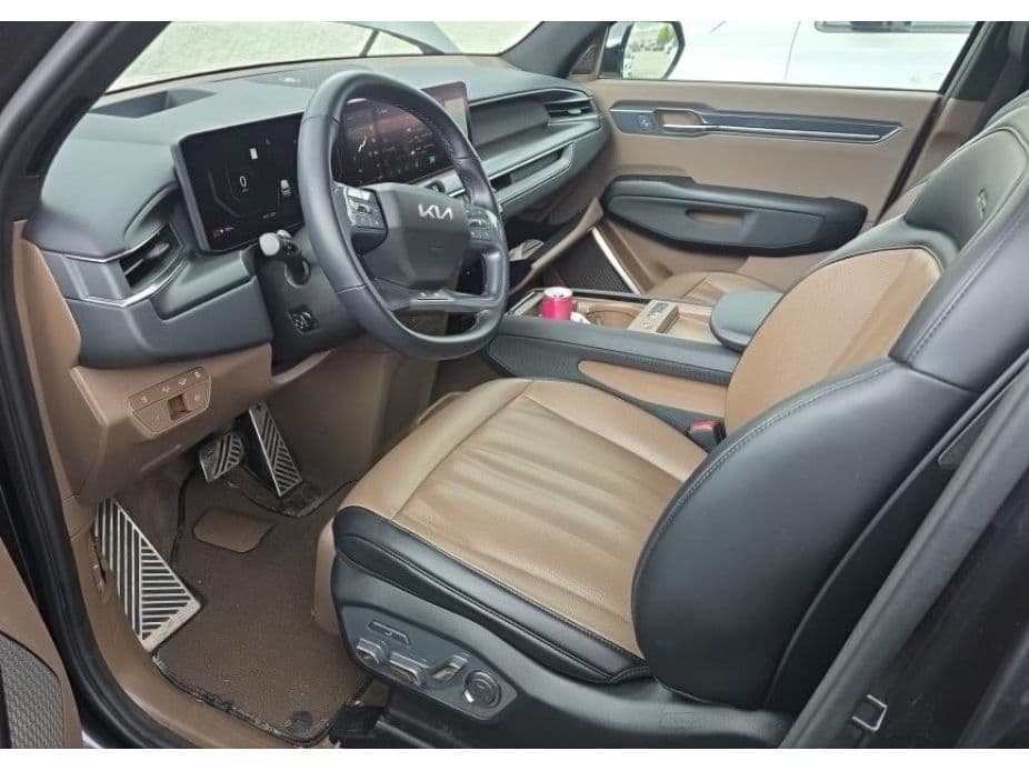 2024 Kia EV9 view 5