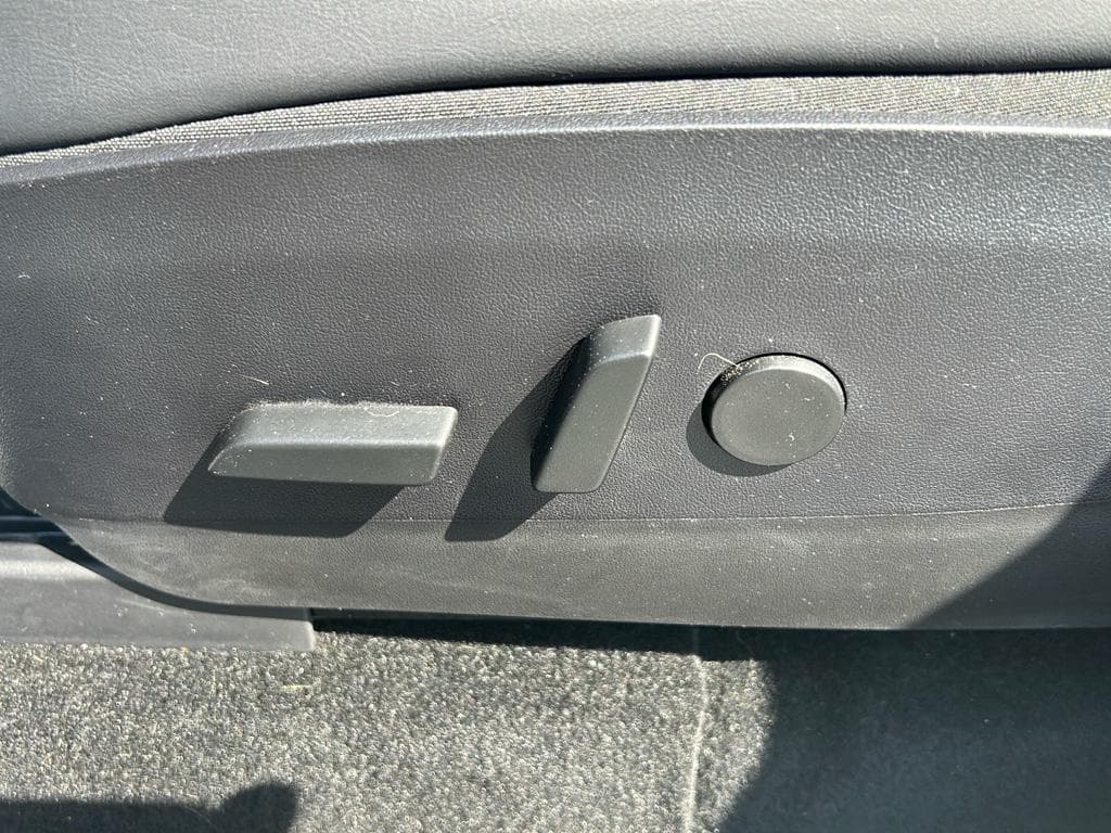 2020 Tesla Model Y view 6