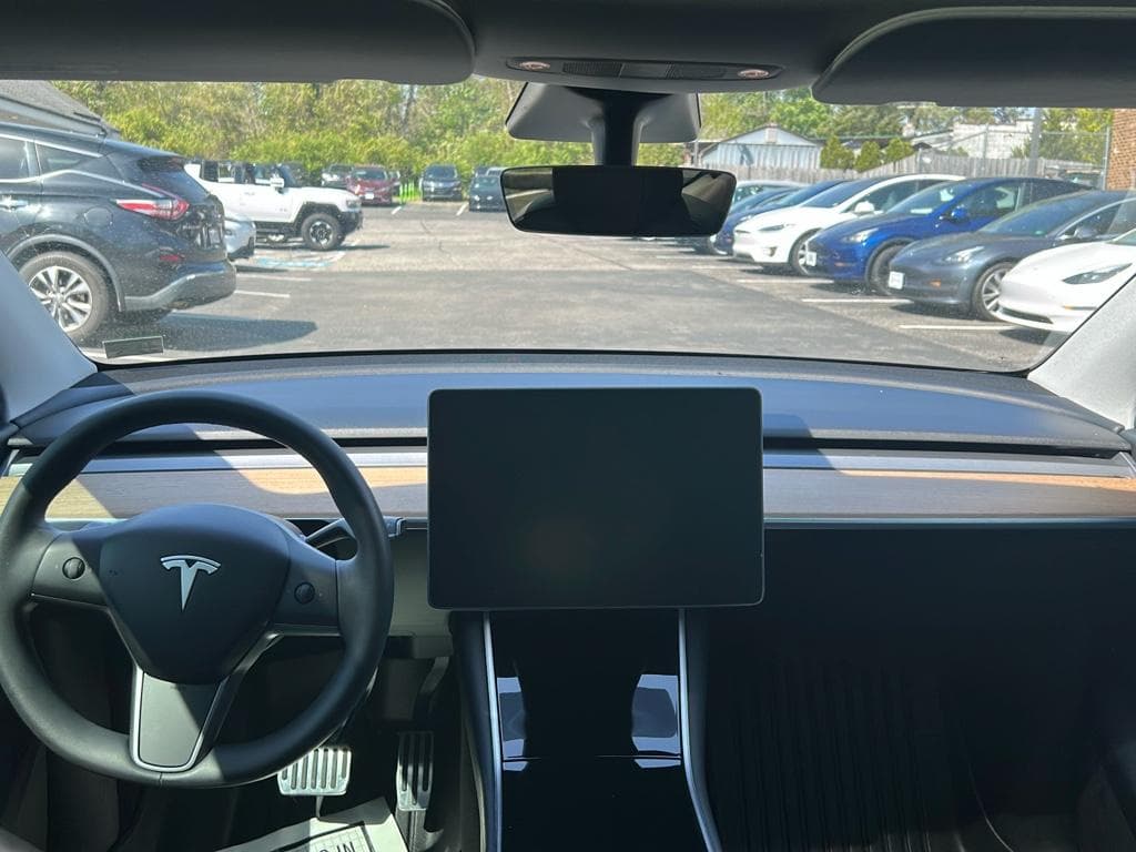 2020 Tesla Model Y view 12