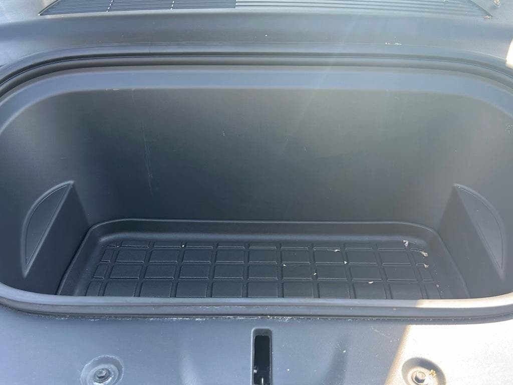 2020 Tesla Model Y view 19