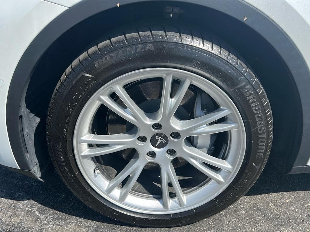 2020 Tesla Model Y view 22