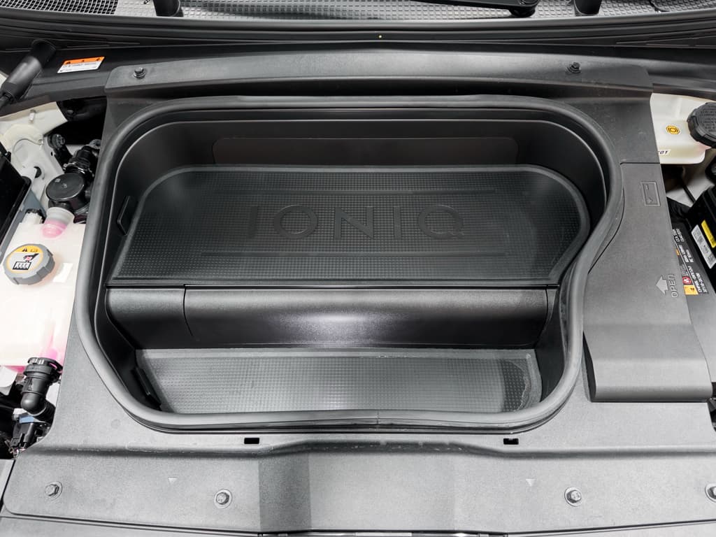 2023 Hyundai IONIQ 6 view 26