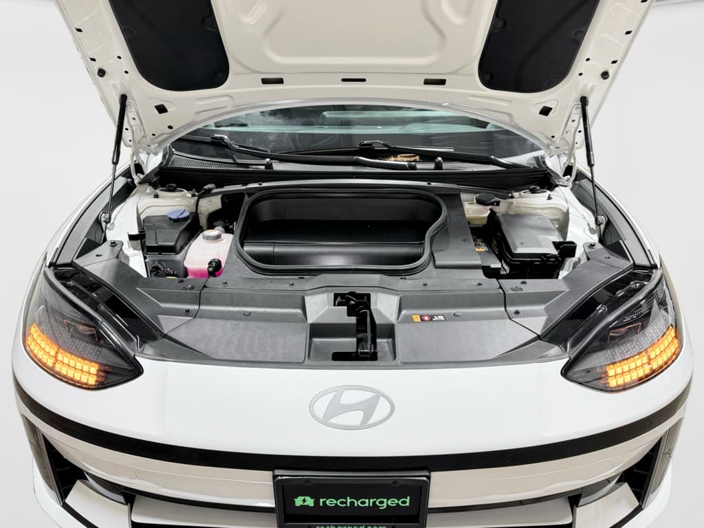 2023 Hyundai IONIQ 6 view 25