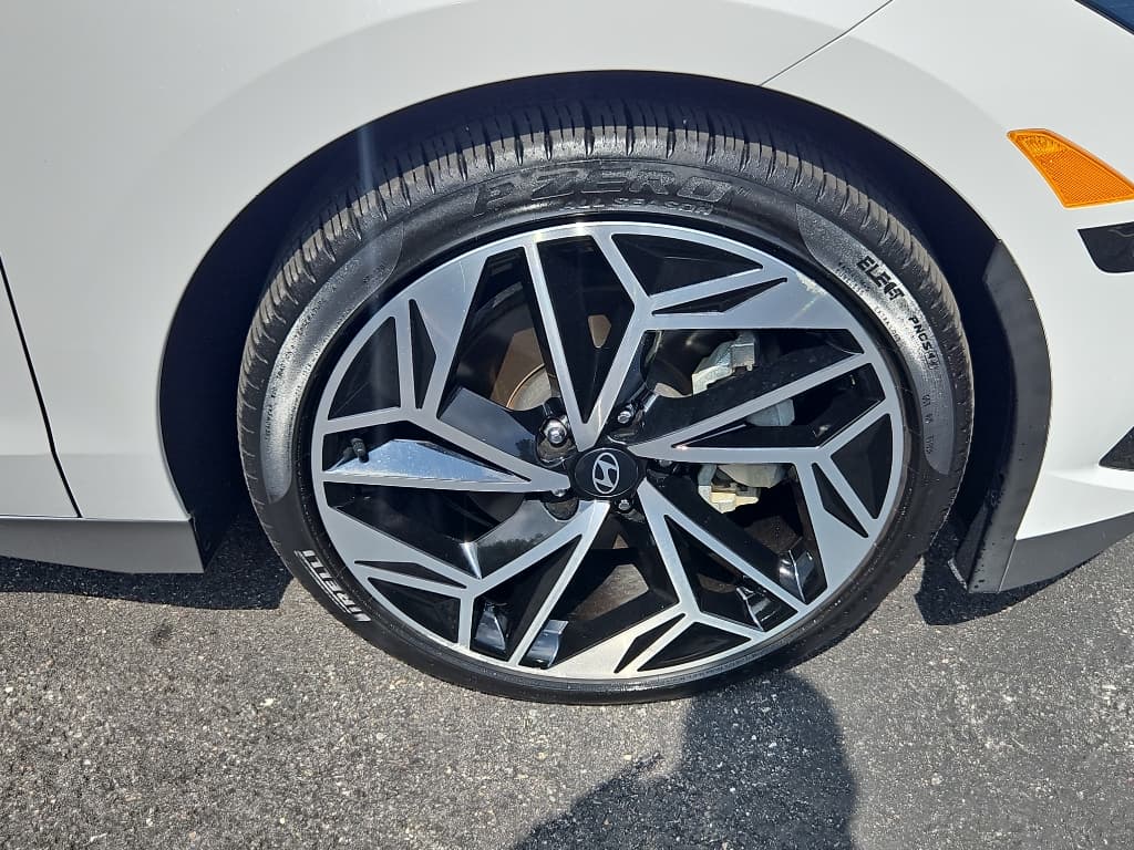 2023 Hyundai IONIQ 6 view 36