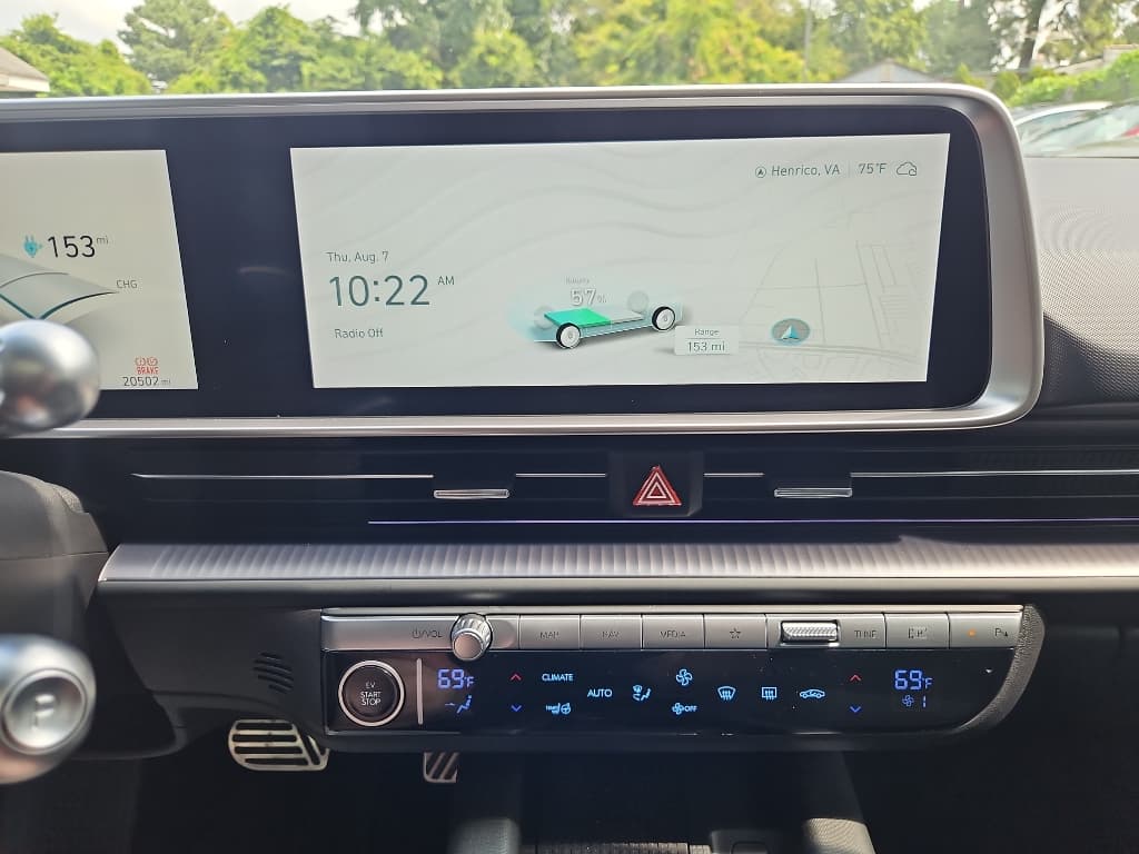 2023 Hyundai IONIQ 6 view 12