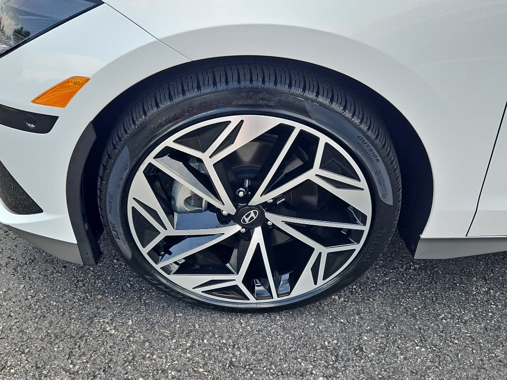 2023 Hyundai IONIQ 6 view 30