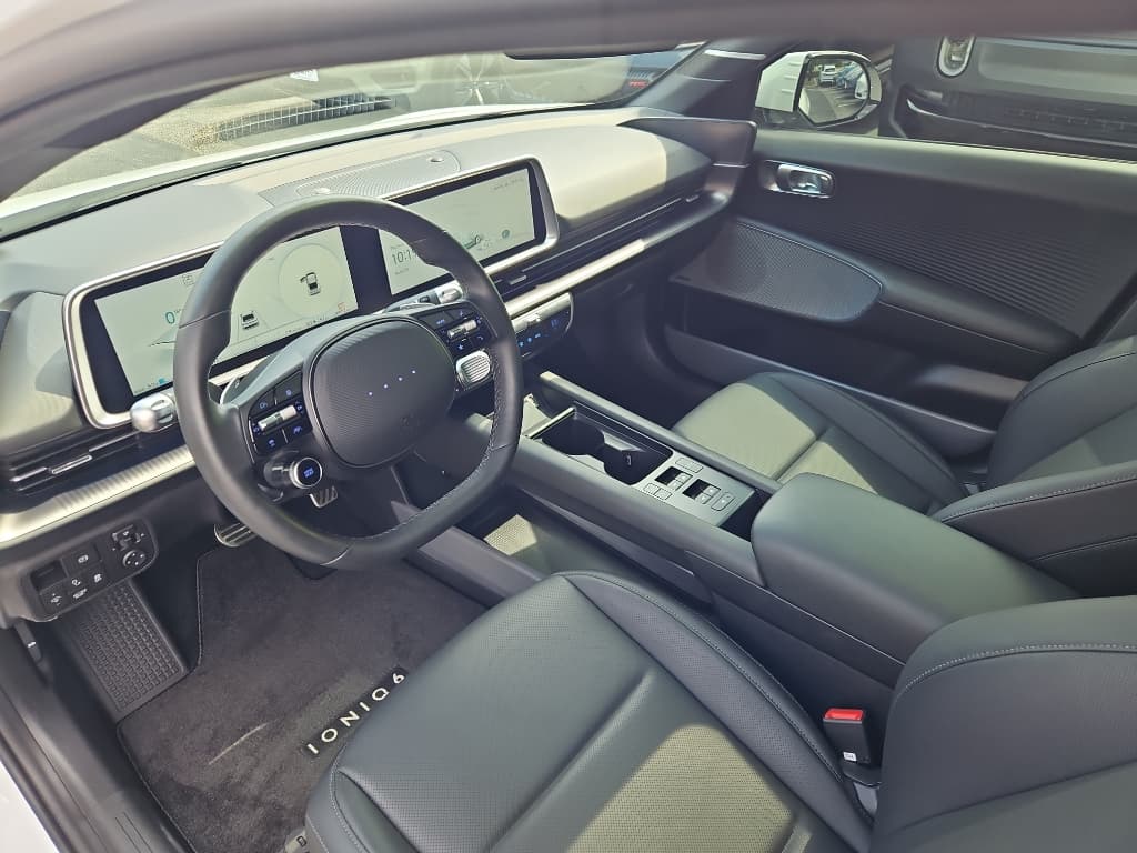 2023 Hyundai IONIQ 6 view 20