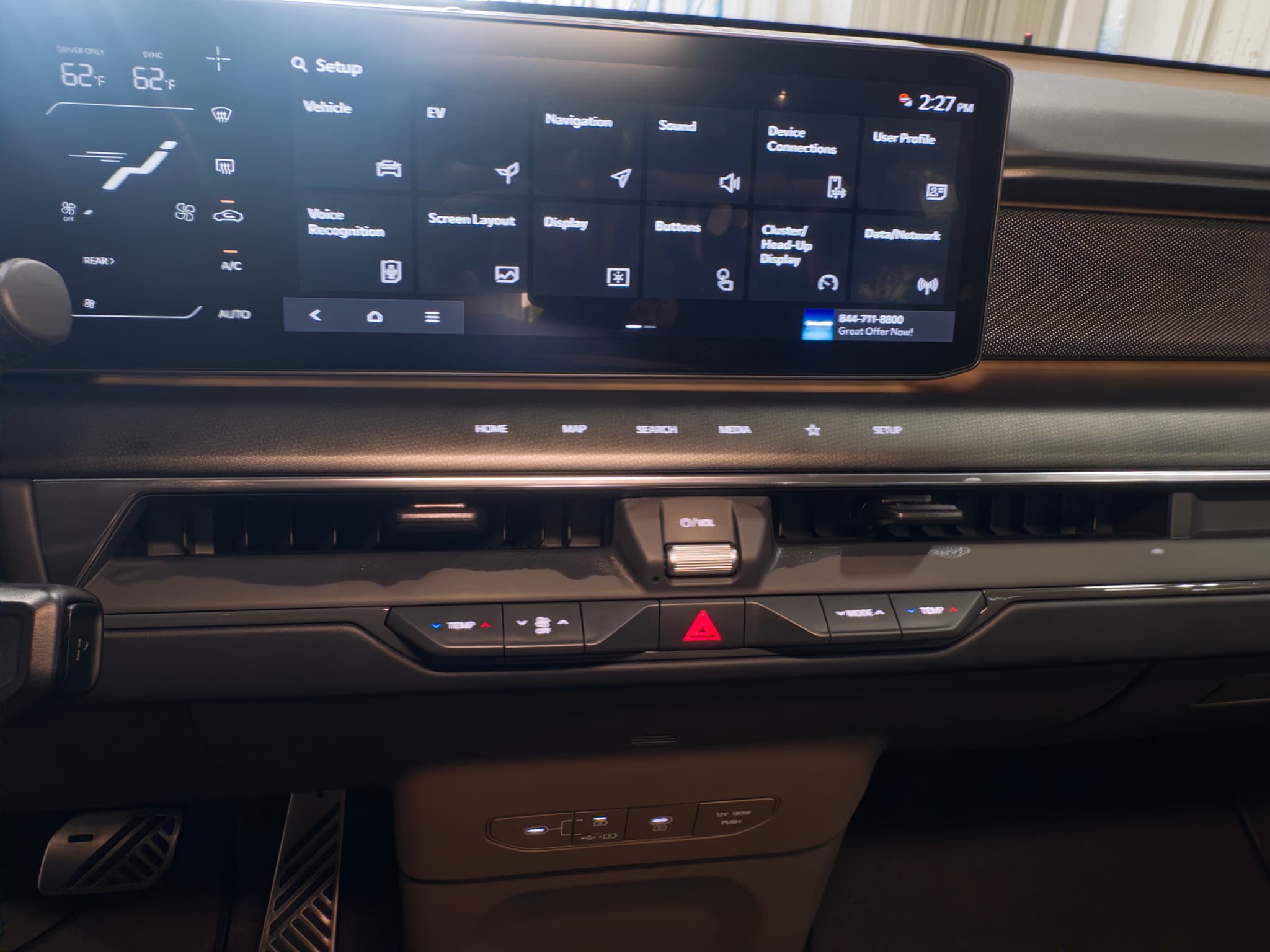 2024 Kia EV9 view 16