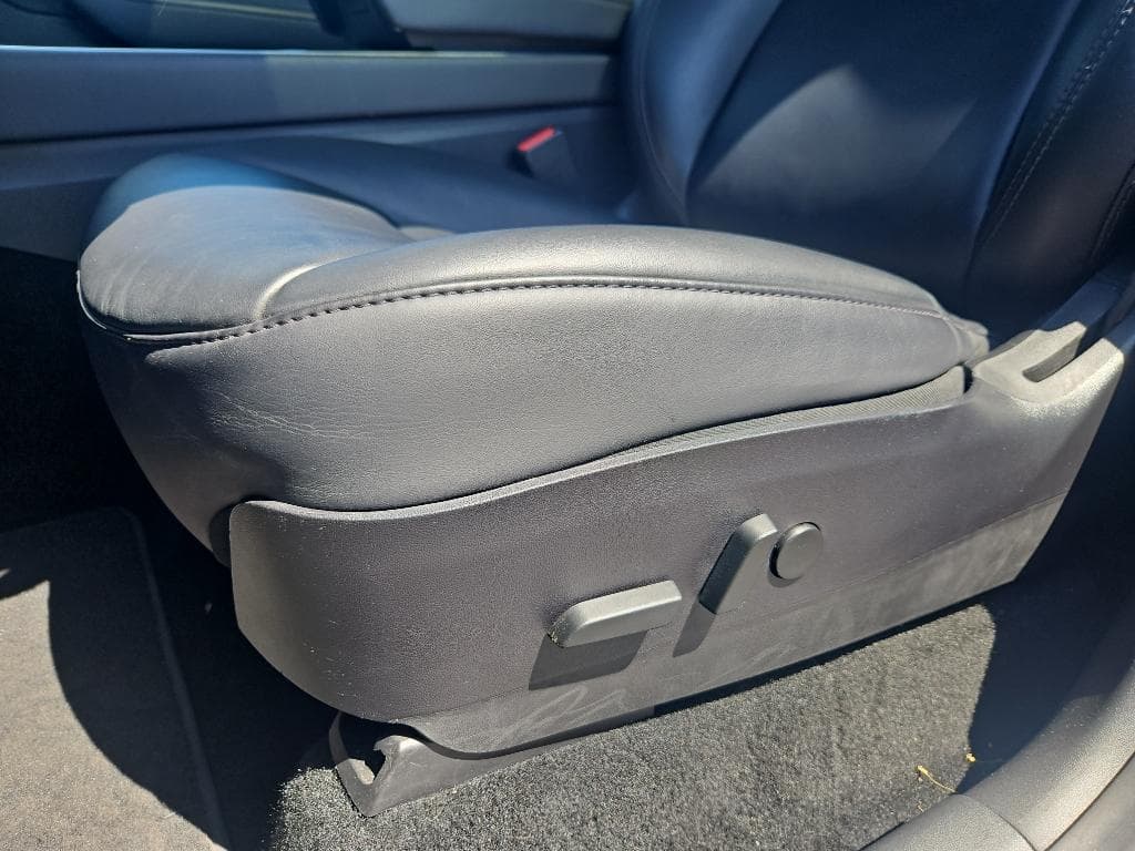 2020 Tesla Model Y view 8