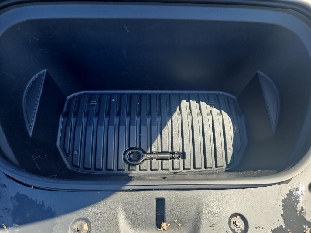 2020 Tesla Model Y view 20