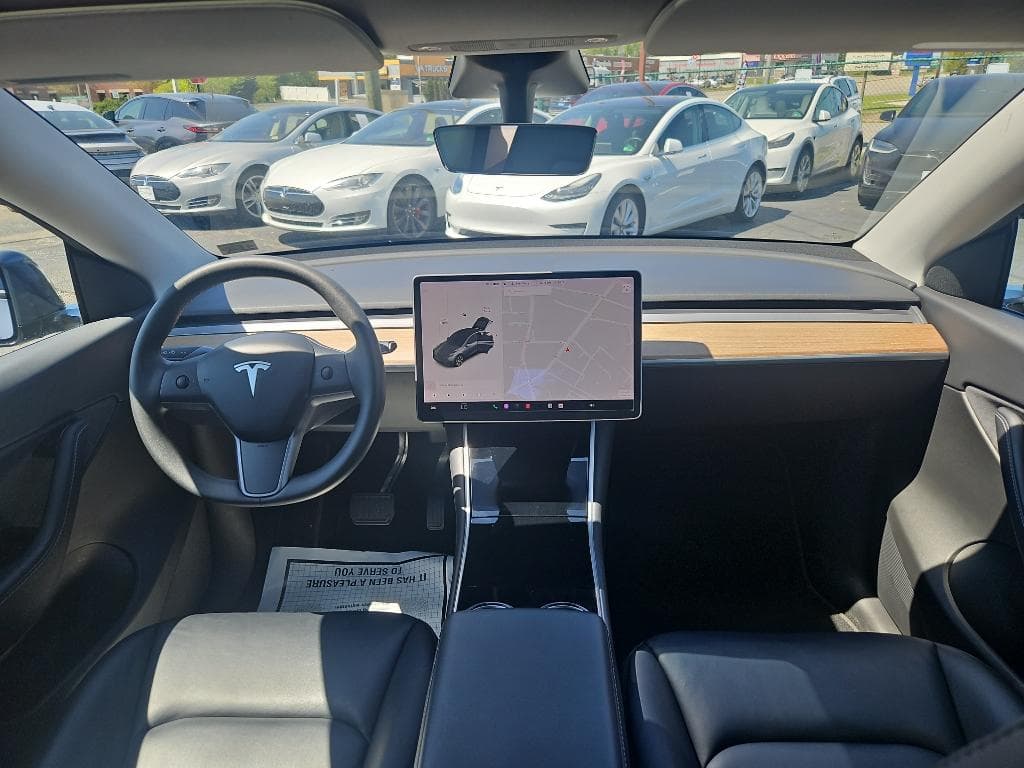 2020 Tesla Model Y view 13