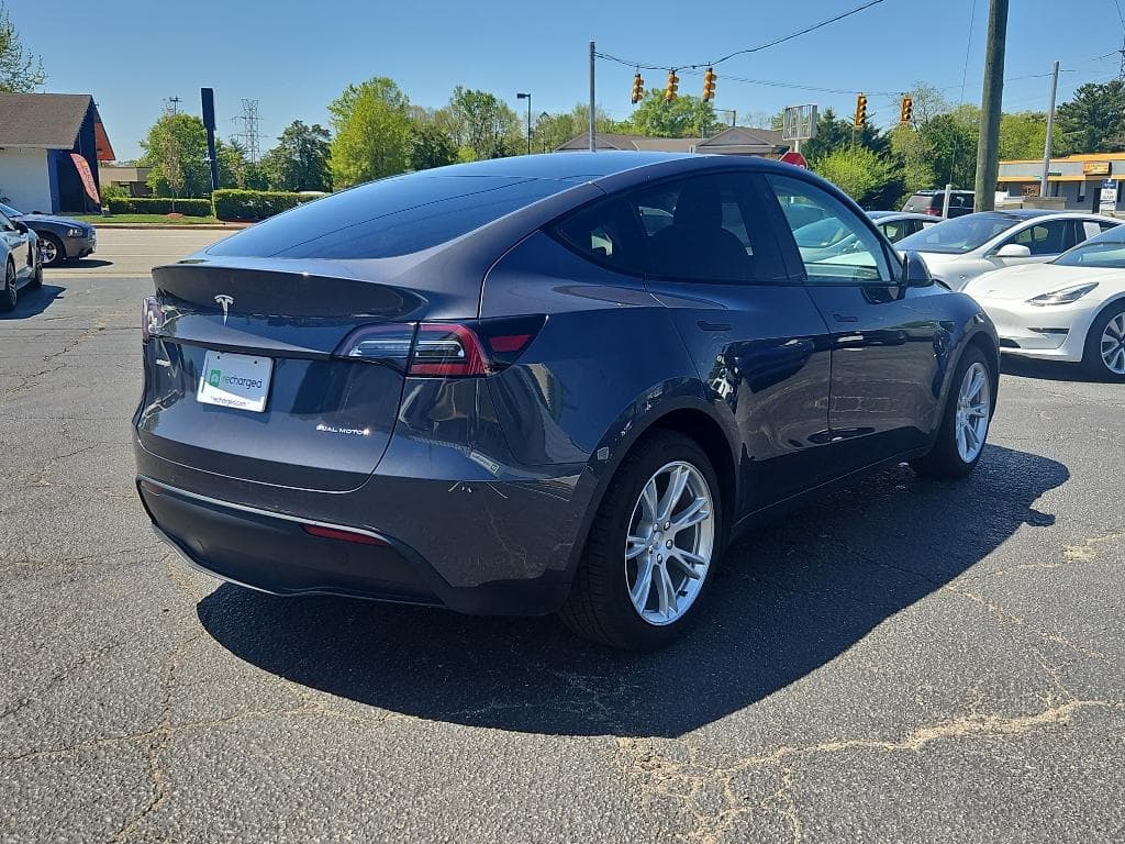 2020 Tesla Model Y view 3