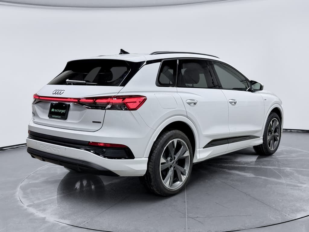 2023 Audi Q4 e-tron view 3