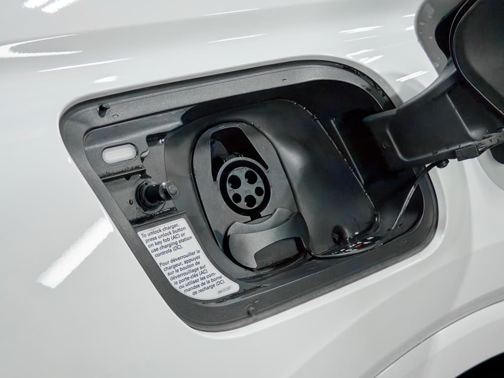 2023 Audi Q4 e-tron view 5