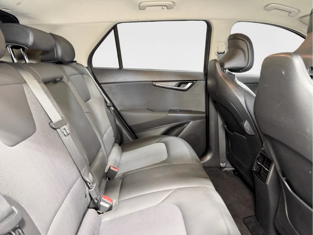 2023 Kia Niro EV view 23