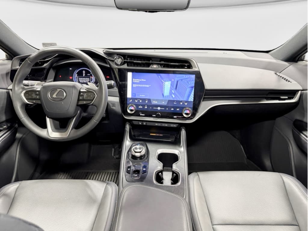 2025 Lexus RZ 450e view 15