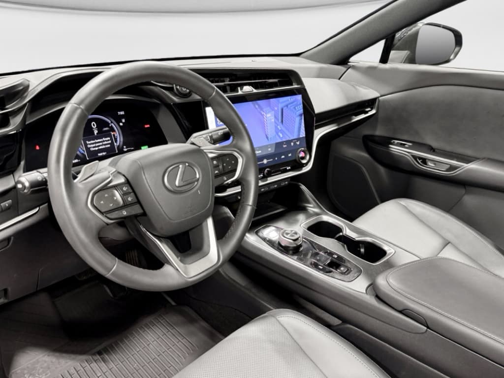 2025 Lexus RZ 450e view 17