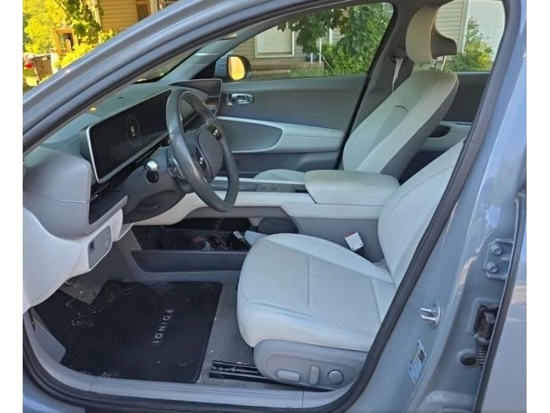 2023 Hyundai IONIQ 6 view 5