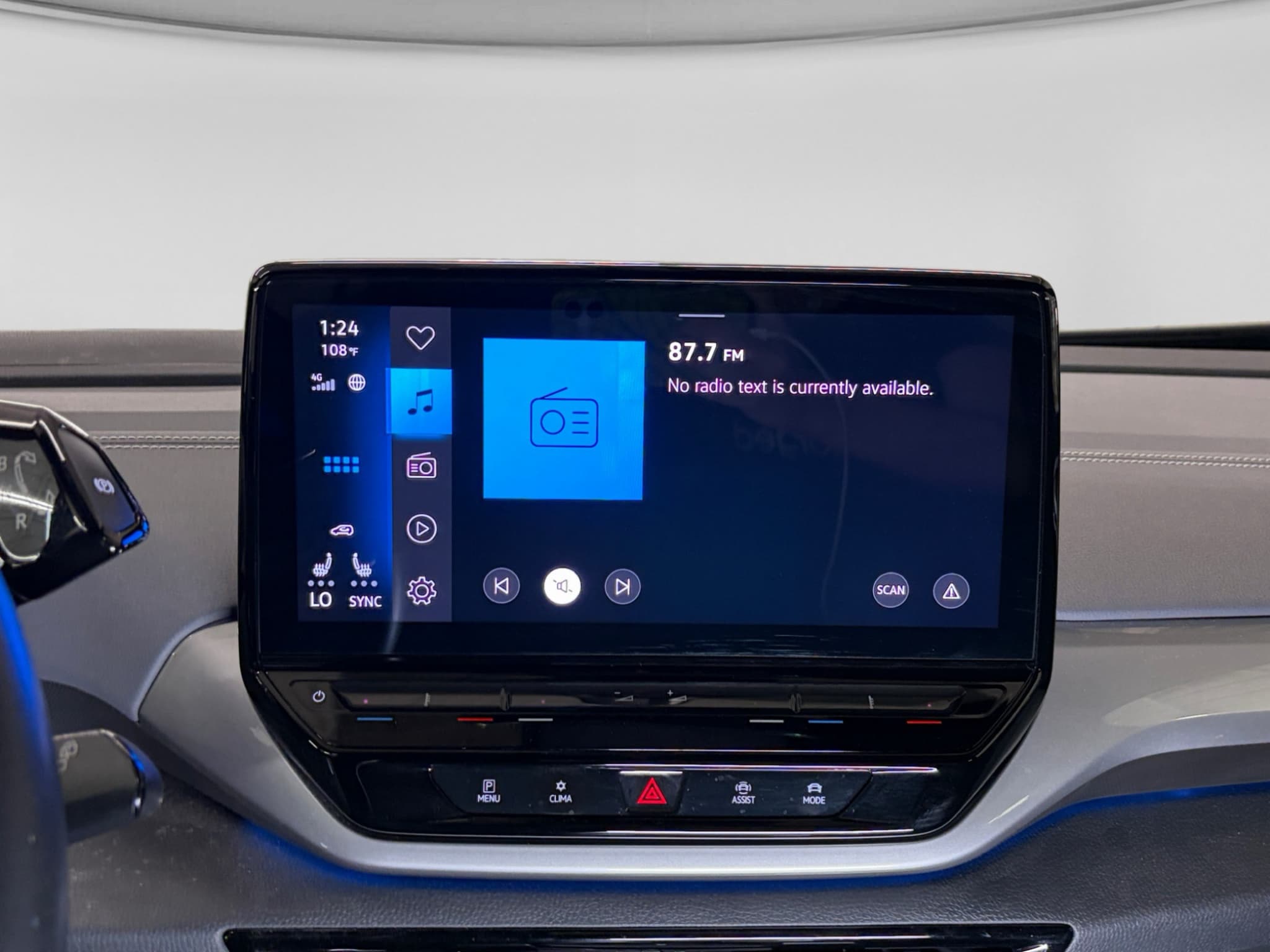 2023 Volkswagen ID.4 view 10
