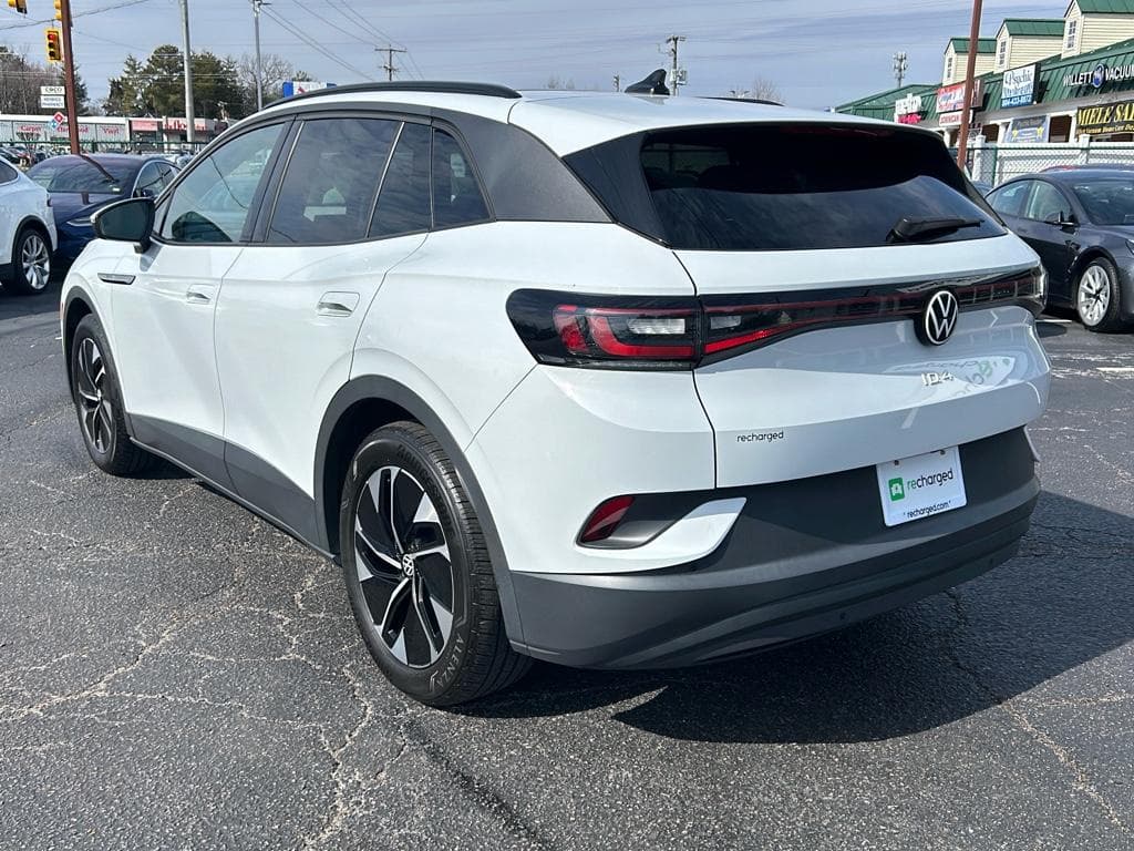 2021 Volkswagen ID.4 view 2