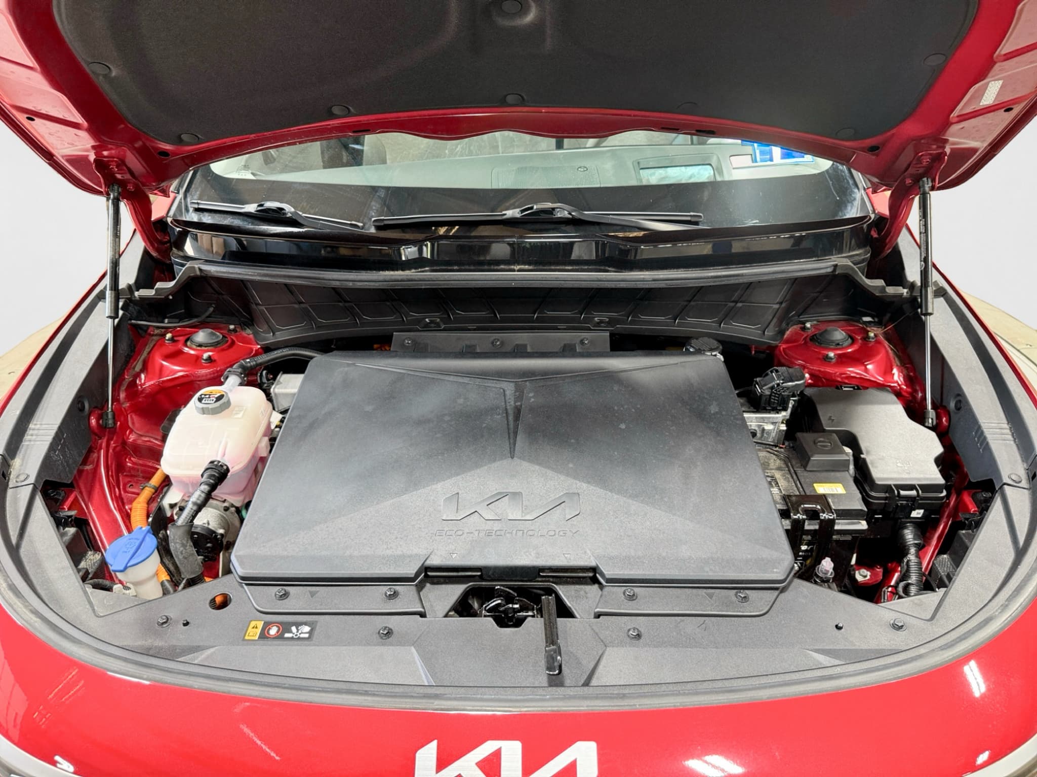 2023 Kia Niro EV view 25