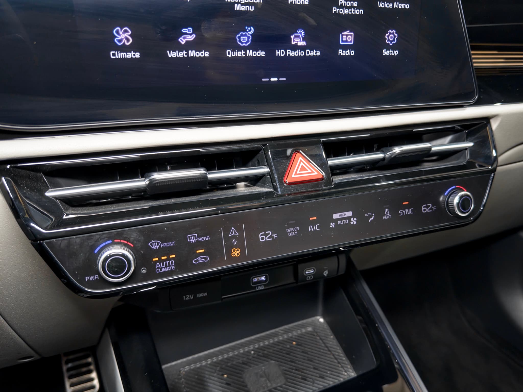 2023 Kia Niro EV view 15
