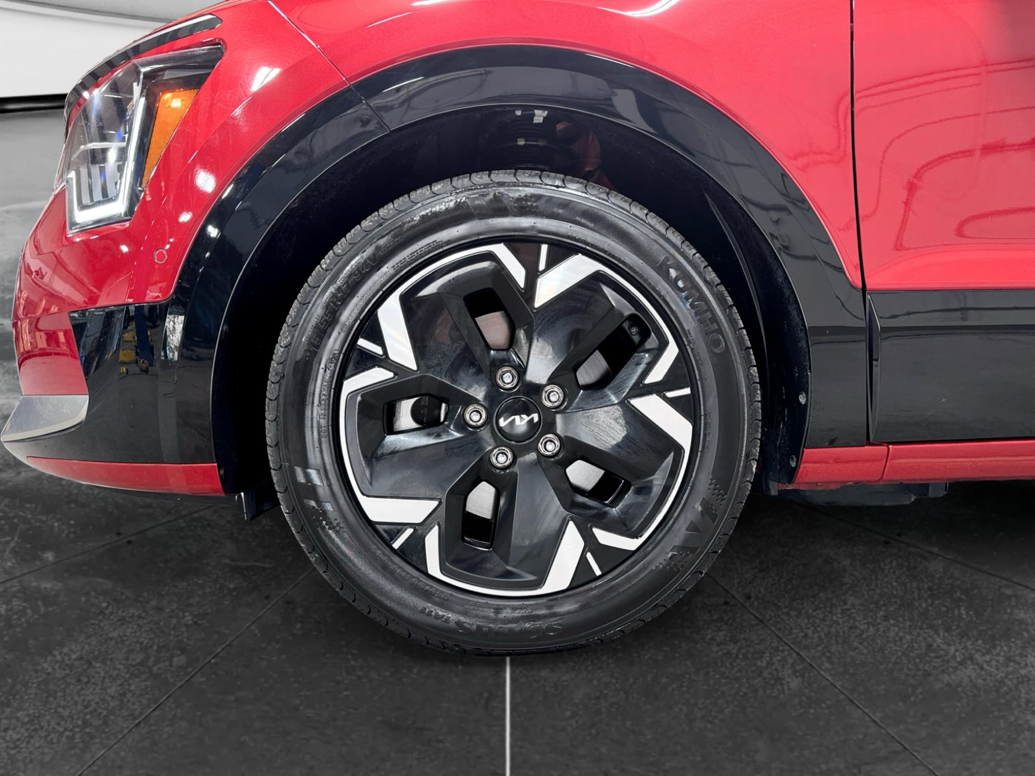 2023 Kia Niro EV view 31