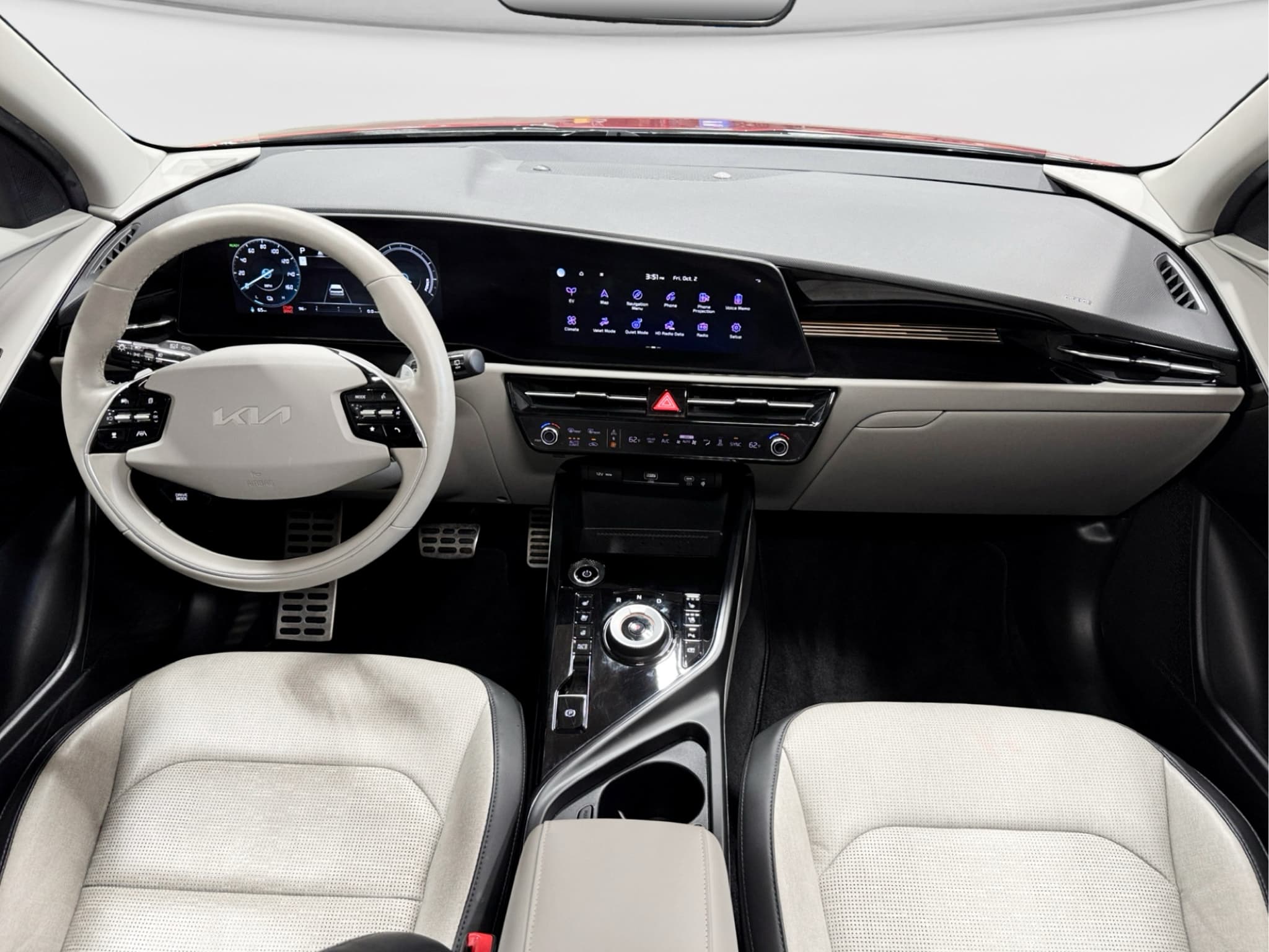 2023 Kia Niro EV view 16