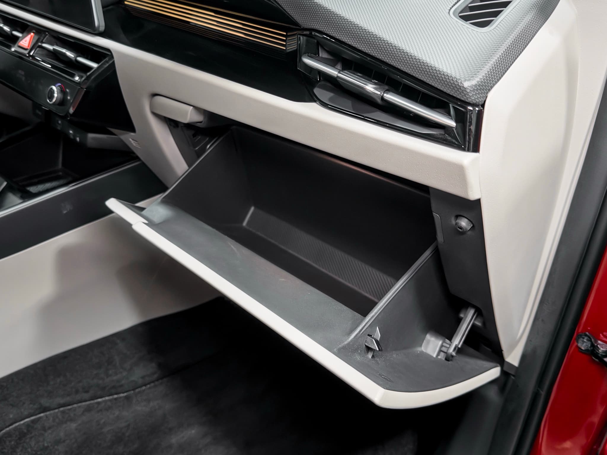 2023 Kia Niro EV view 20
