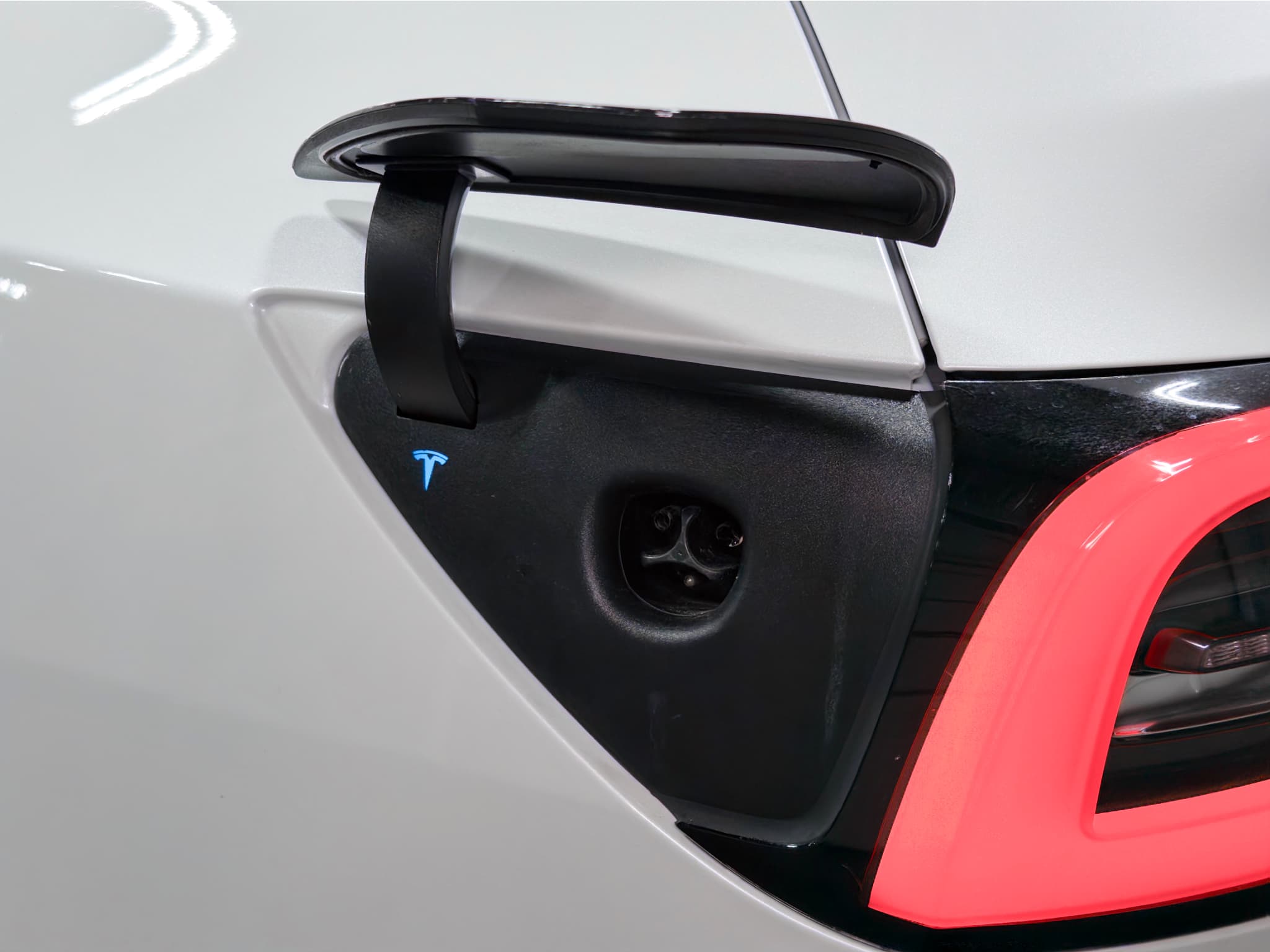 2020 Tesla Model Y view 5