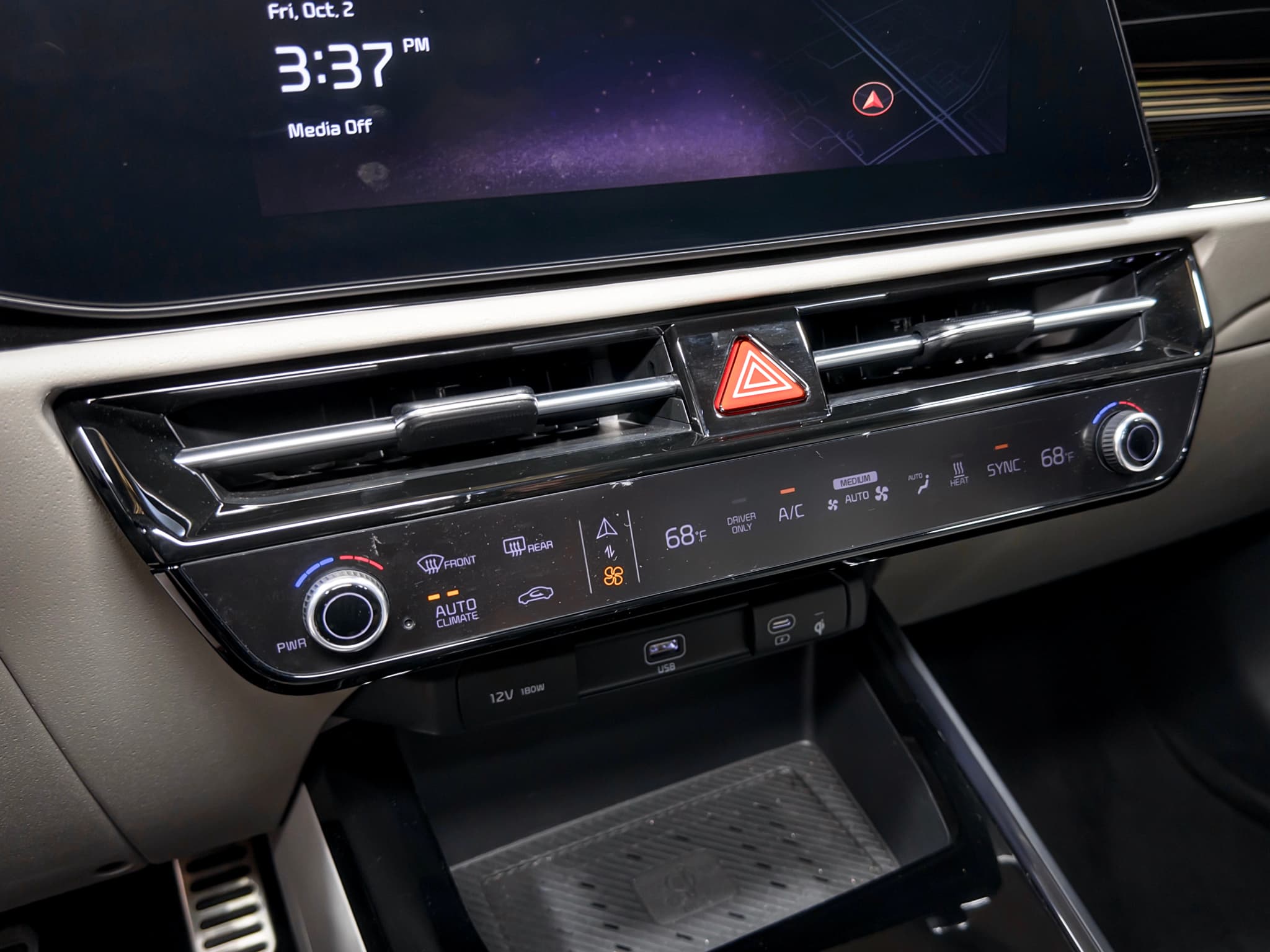 2023 Kia Niro EV view 15