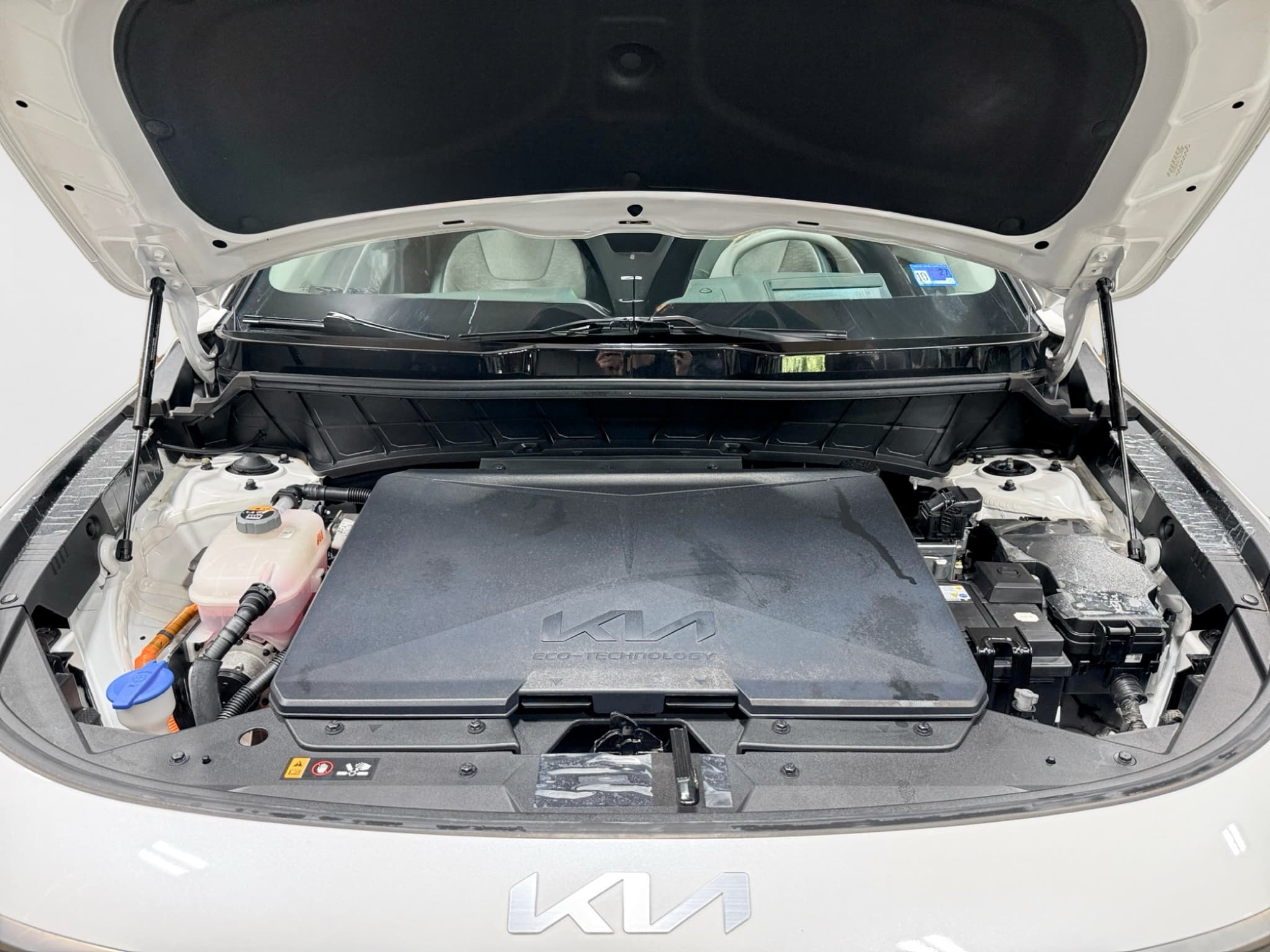 2023 Kia Niro EV view 25